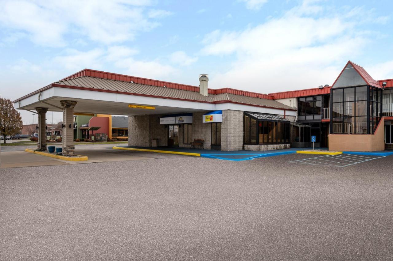 Super 8 By Wyndham Perrysburg-Toledo Hotel Ngoại thất bức ảnh