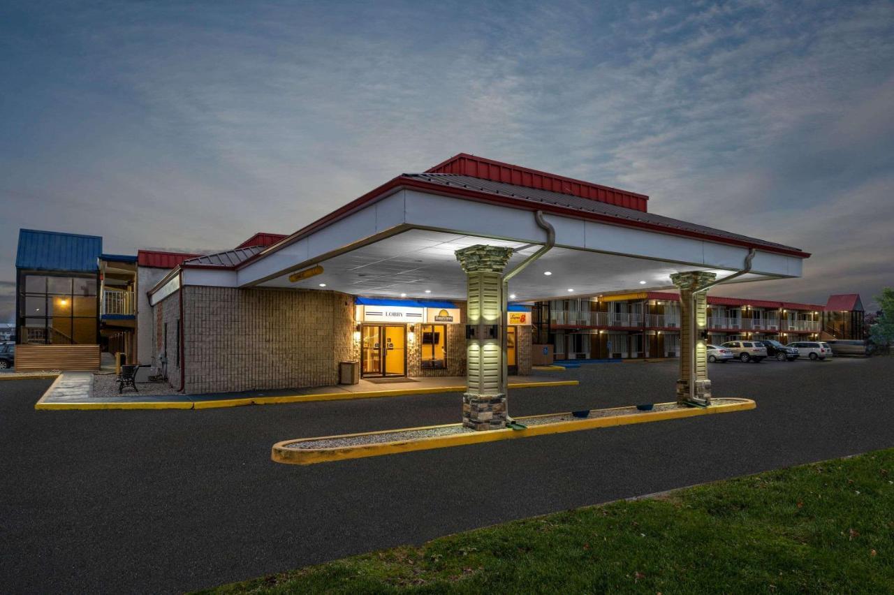 Super 8 By Wyndham Perrysburg-Toledo Hotel Ngoại thất bức ảnh