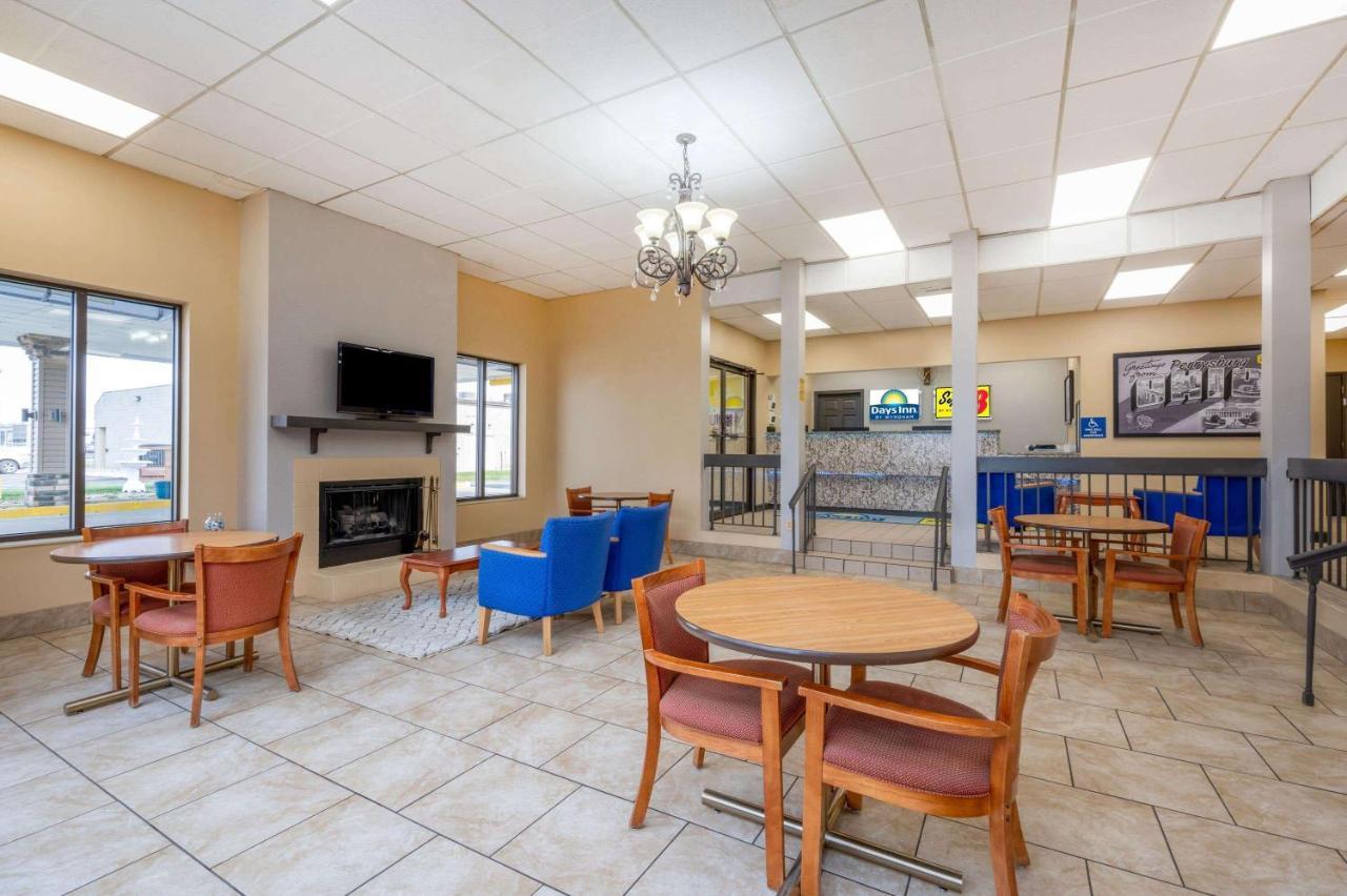 Super 8 By Wyndham Perrysburg-Toledo Hotel Ngoại thất bức ảnh