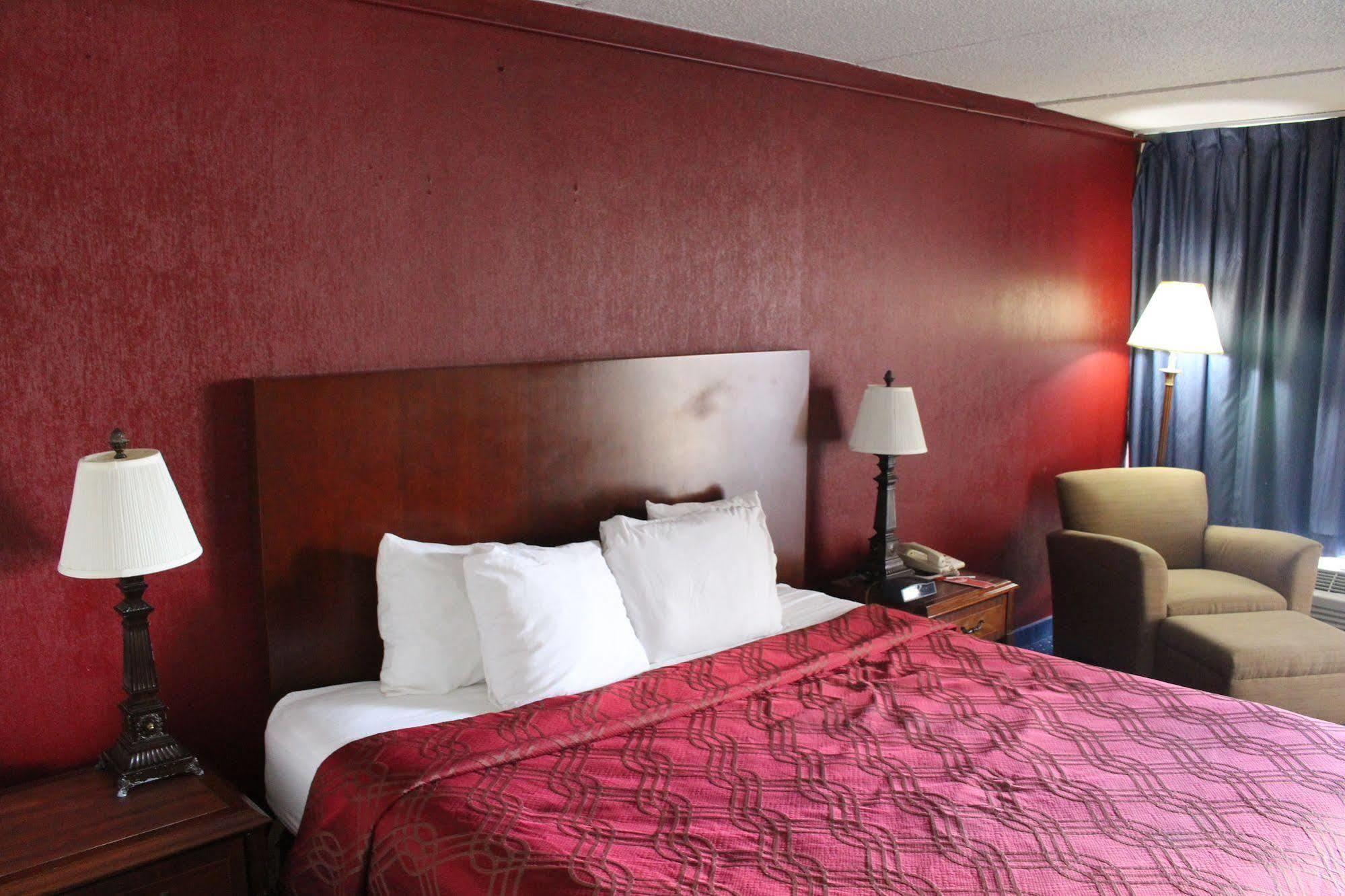 Super 8 By Wyndham Perrysburg-Toledo Hotel Ngoại thất bức ảnh