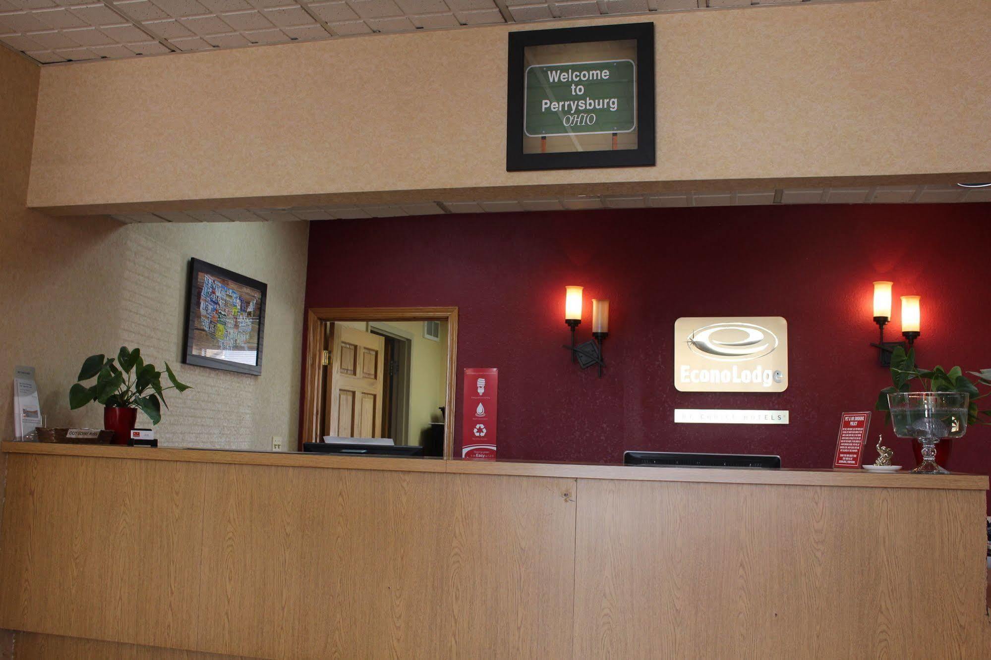 Super 8 By Wyndham Perrysburg-Toledo Hotel Ngoại thất bức ảnh