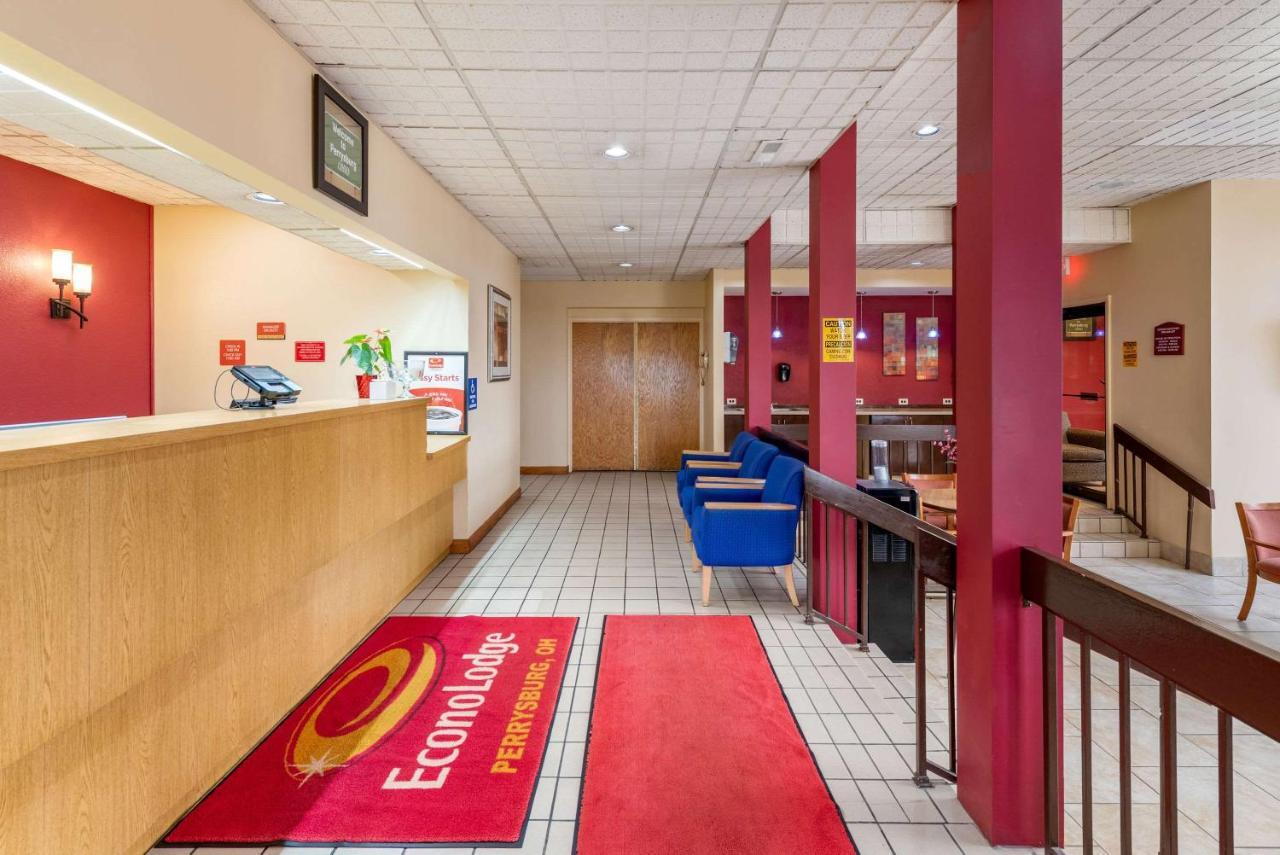 Super 8 By Wyndham Perrysburg-Toledo Hotel Ngoại thất bức ảnh